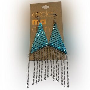 NWT Turquoise & Silver Chain Dangle Earrings 4” drop✨